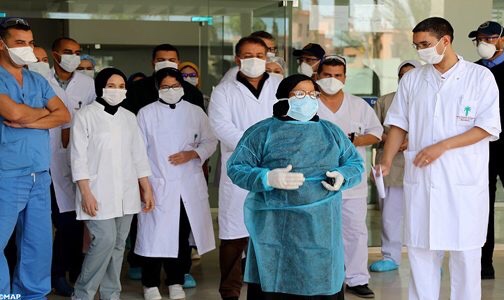 خامس حالة شفاء في مراكش.. سيدة خمسينية تغادر مستشفى الرازي بعد تعافيها من كورونا