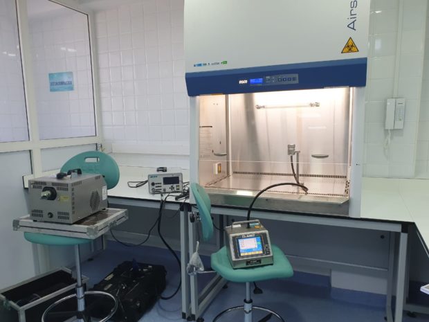 بالصور من مستشفى محمد الخامس في مكناس.. مختبر جديد لإجراء التحاليل المخبرية للكشف عن كورونا