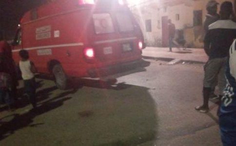 الداخلة.. شجار عنيف بين مهاجرين أفارقة يفضي إلى جرح مهاجر وزوجته بالسلاح الأبيض