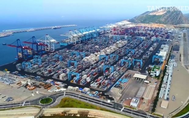 إلباييس: ميناء طنجة المتوسط مشروع مذهل يسجل تصاعدا متسارعا!