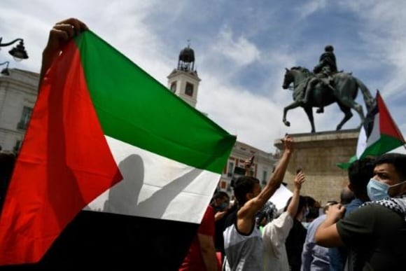 إرهاب مكشوف.. أتباع البوليساريو يهاجمون مغاربة متضامنين مع الفلسطينيين