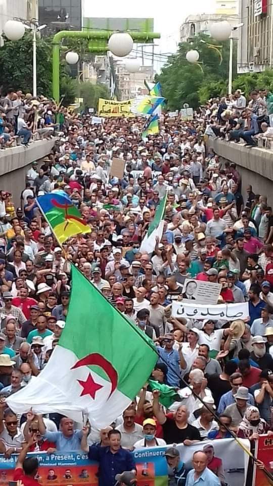 عكس إدعاءات الإعلام الجزائري.. 16 مدينة شهدت احتجاجات “الجمعة الـ122”