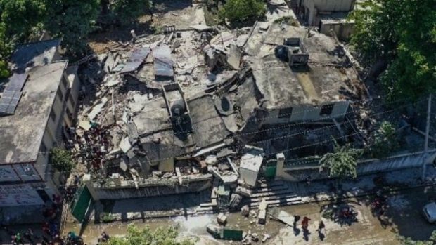 أودى بحياة 1941 شخص ودمر 60000 منزل.. حصيلة خسائر زلزال هايتي في ارتفاع مستمر