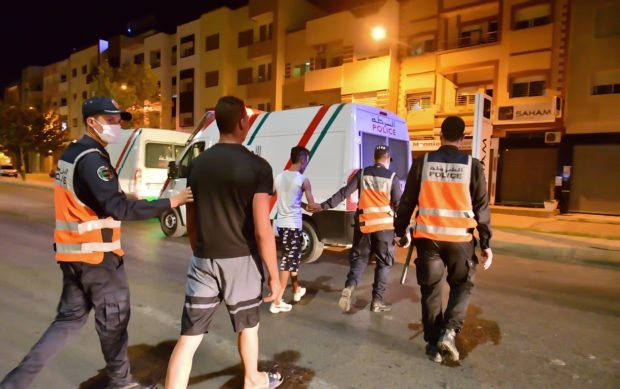 أمن أنفا في الدار البيضاء.. توقيف 11 شخصا من “الأولتراس” بسبب أعمال العنف