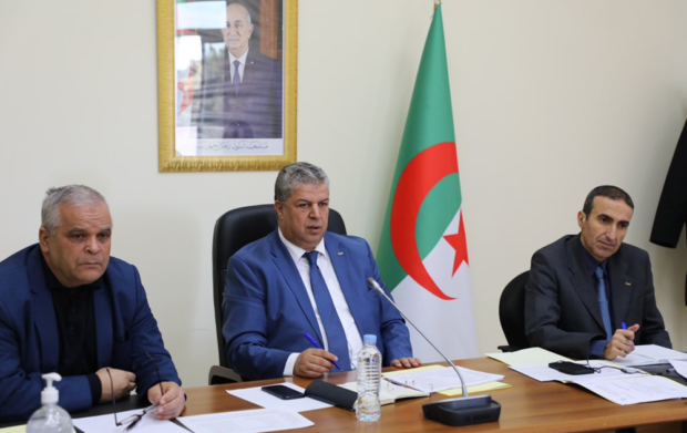بضغط من السلطة السياسية في بلاده.. رئيس الاتحادية الجزائرية لكرة القدم يقدم استقالته