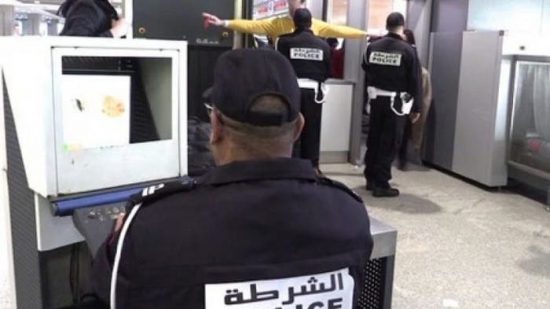 هجرة سرية بتأشيرات مزورة.. توقيف 21 “حراگا” في مطار محمد الخامس في كازا