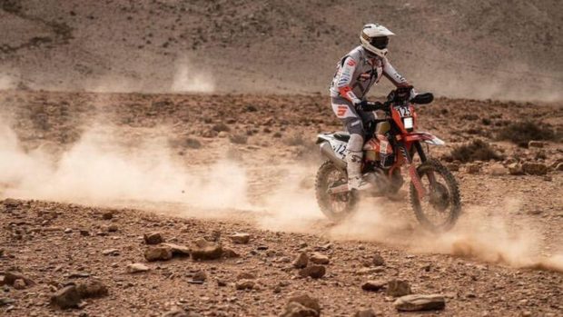 رالي الأندلس.. المغربي أمين الشيكر يتوج بطلا للعالم في فئة الدراجات النارية