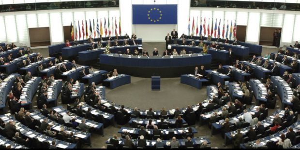 تواطؤ البرلمان الأوروبي ضد المغرب.. خبير في العلاقات الدولية يفكك خيوط “الانحياز المكشوف”