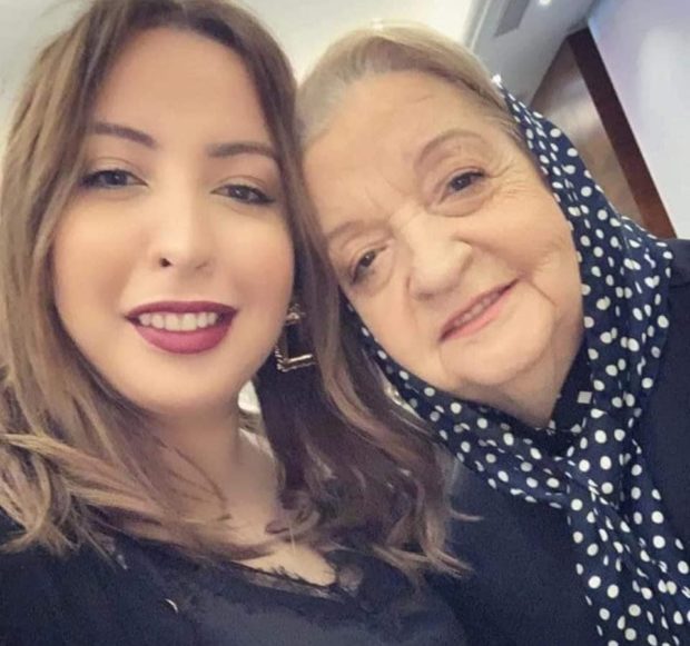 عندها 71 عام ومريضة بالقلب.. النظام الجزائري يعتقل والدة الناشطة أميرة بوراوي!