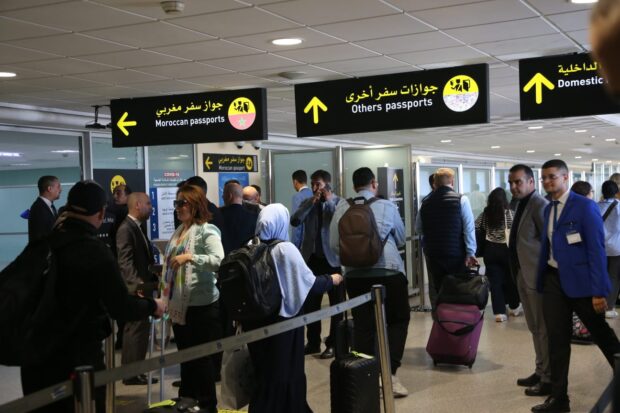 قادمون من السودان.. وصول طائرة ثانية تقل 157 مغربيا إلى مطار محمد الخامس (صور)