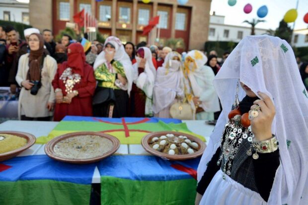 نشطاء أمازيع بعد إقرار رأس السنة الأمازيغية عطلة رسمية: شكرا جلالة الملك… شكرا حامي الوحدة الوطنية