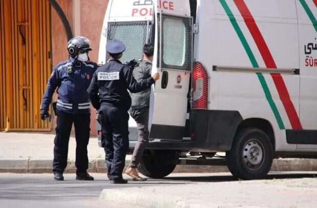 مراكش.. البوليس يوقف شابا يتحرش بالتلميذات أمام مؤسسة تعليمية