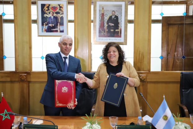 لتقوية التعاون في قطاع الصحة.. توقيع مذكرة تفاهم بين المغرب والأرجنتين