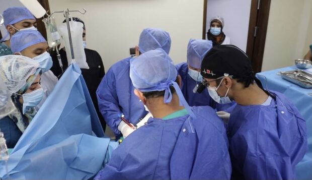 الأولى من نوعها في المغرب.. نجاح عملية زراعة مضخة القلب من قبل فريق طبي مغربي
