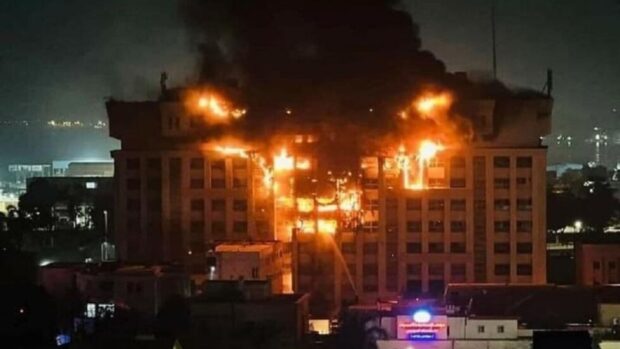 مصر.. حوالي أربعين مصابا في حريق هائل بمقر مديرية أمن الإسماعيلية (فيديو)