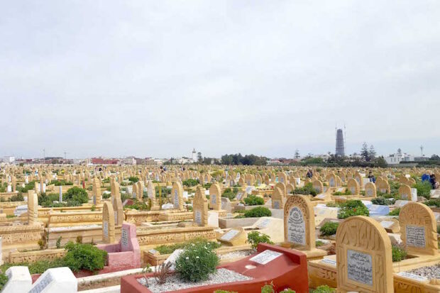 التوفيق: خاص 100 هكتار جديدة كل عام لدفن الموتى المغاربة