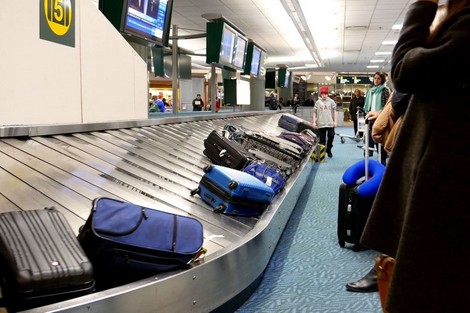 “فوضى الحقائب الضائعة” في مطار مونريال.. “لارام” توضح