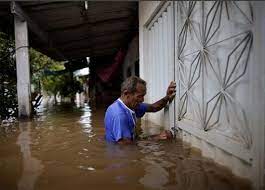 نحو 200 شخص بين قتيل ومفقود.. فيضانات مدمرة في البرازيل