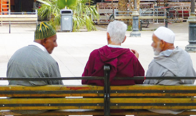 طالبت الحكومة بالزيادة في معاشاتهم.. برلمانية تنبه إلى تدهور وضعية المتقاعدين طالبت الحكومة بالزيادة في معاشاتهم.. برلمانية تنبه إلى تدهور وضعية المتقاعدين